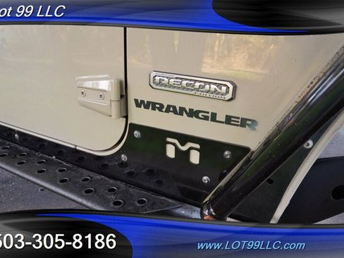 Used 2017 Jeep Wrangler Rubicon AWD/4WD image 33