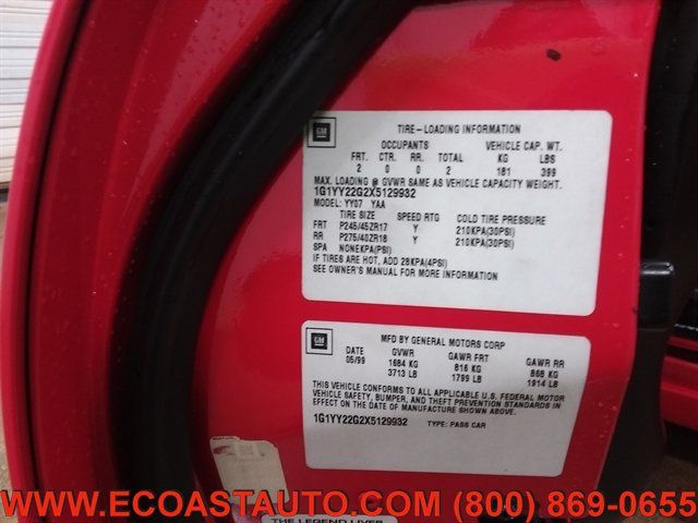 Used 1999 Chevrolet Corvette Coupe w/ Performance Handling Pkg RWD image 19
