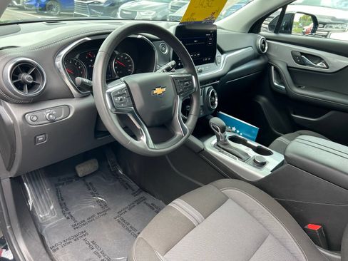 Used 2025 Chevrolet Blazer LT AWD/4WD image 27