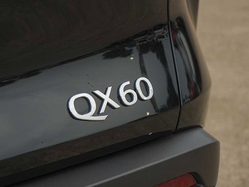 Used 2025 INFINITI QX60 Sensory AWD/4WD image 8