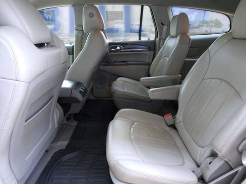 Used 2014 Buick Enclave Leather w/ Trailering Provision Package FWD image 19