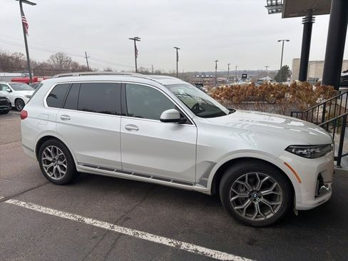 Used 2019 BMW X7 xDrive40i w/ Premium Package image 5