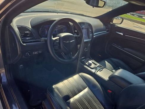 Used 2023 Chrysler 300 S RWD image 10