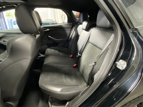 Used 2017 Ford Focus RS AWD/4WD image 28