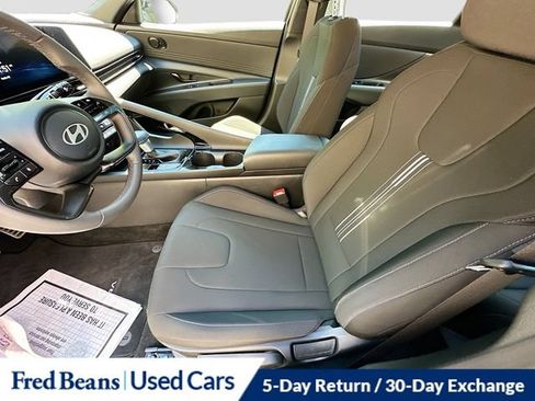 Used 2026 Hyundai Elantra SEL FWD image 26