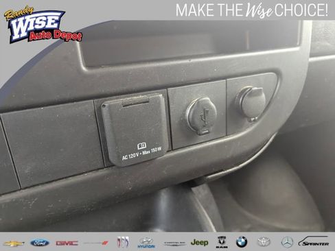 Used 2019 Chevrolet Express 2500 w/ Communications Package RWD image 16