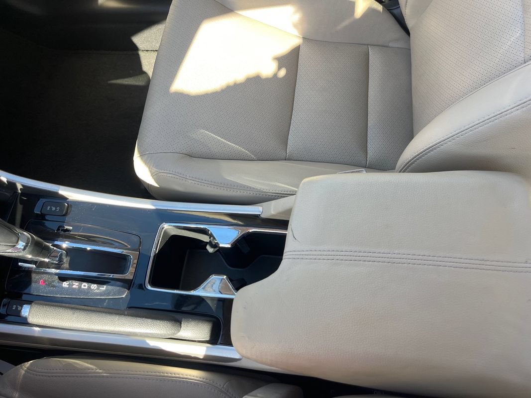 Used 2016 Honda Accord EX-L image 31