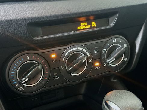 Used 2016 MAZDA MAZDA3 i Sport w/ Preferred Equipment Package FWD image 23