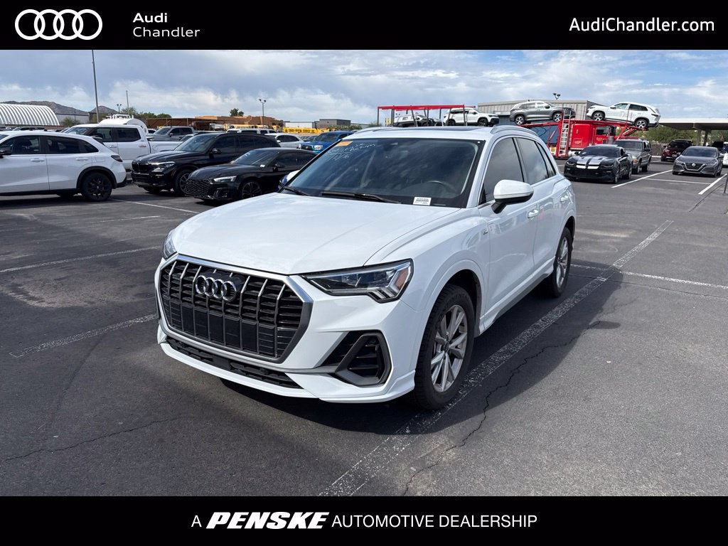 Used 2024 Audi Q3 2.0T Premium w/ Convenience Package AWD/4WD image 1