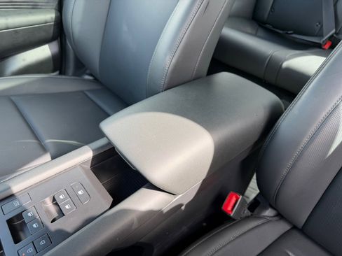 Used 2023 Hyundai Ioniq 6 Limited image 31