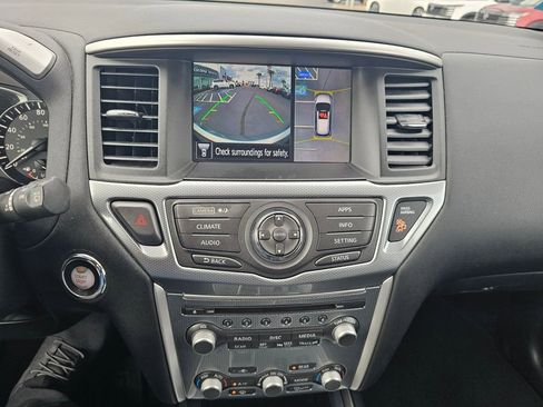 Used 2017 Nissan Pathfinder SL w/ Trailer Tow Package image 23