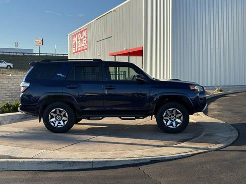 Certified 2023 Toyota 4Runner TRD Off-Road Premium image 2
