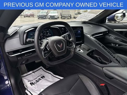 Used 2025 Chevrolet Corvette Stingray Preferred Conv w/ Z51 Performance Package RWD image 14