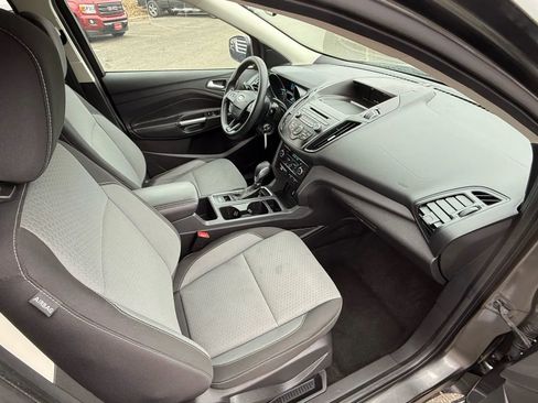 Used 2018 Ford Escape SE image 33