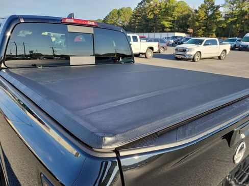 New 2026 Nissan Frontier SV w/ All-Weather Content Package image 10