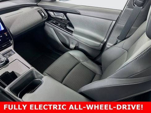 Used 2023 Subaru Solterra AWD image 22