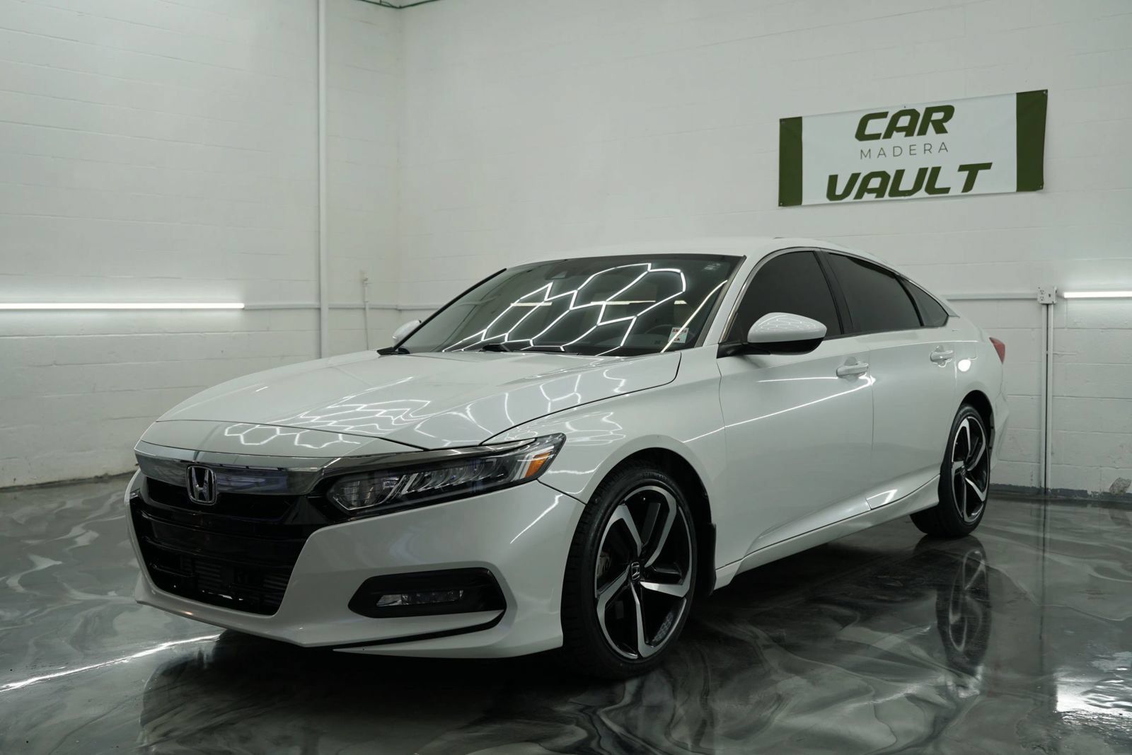 Used 2020 Honda Accord Sport image 1