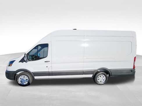 New 2026 Ford Transit 250 148 High Roof Extended w/ Load Area Protection Package RWD image 5