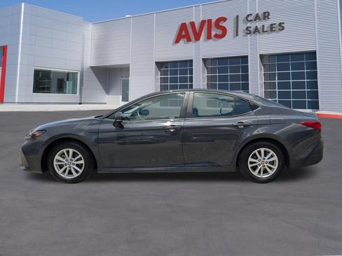Used 2025 Toyota Camry LE FWD image 2