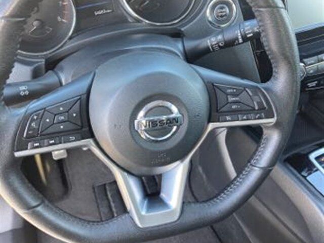 Used 2019 Nissan Rogue SV FWD image 11