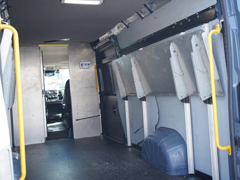 Used 2021 RAM ProMaster 3500 FWD image 12