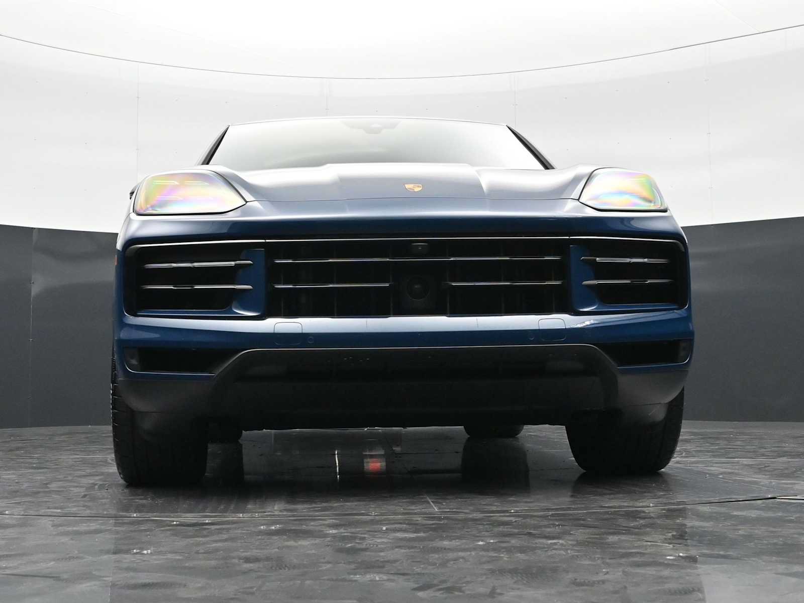 Certified 2025 Porsche Cayenne Coupe AWD/4WD image 45