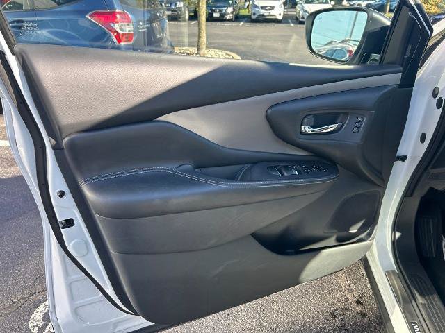 Certified 2023 Nissan Murano SL w/ SL Moonroof Package AWD/4WD image 11