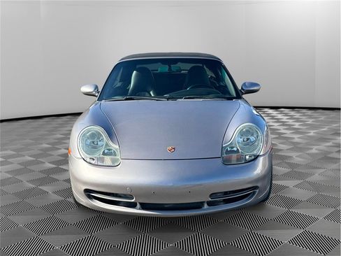 Used 2001 Porsche 911 Cabriolet image 8