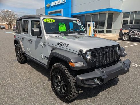 Used 2022 Jeep Wrangler Unlimited Sport image 3