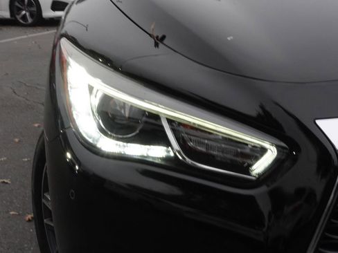 Used 2019 INFINITI QX60 Luxe w/ Sensory Package image 5