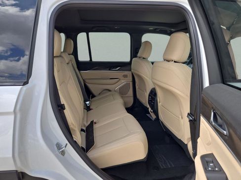 New 2026 Jeep Grand Cherokee Limited w/ Luxury Tech Group II RWD image 26