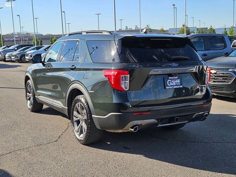 Used 2022 Ford Explorer XLT w/ Equipment Group 202A AWD/4WD image 5