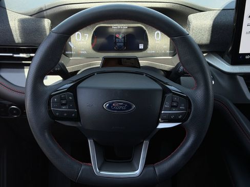 Certified 2025 Ford Explorer ST-Line RWD image 14
