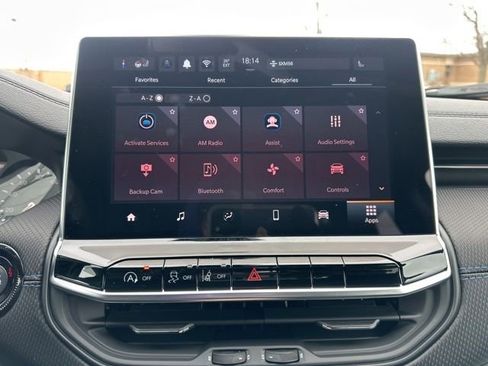 New 2026 Jeep Compass Latitude image 37