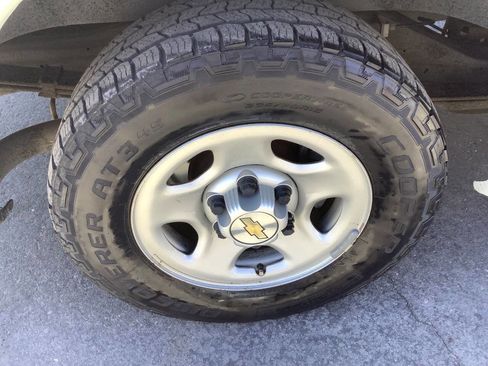 Used 2003 Chevrolet Express 1500 image 26