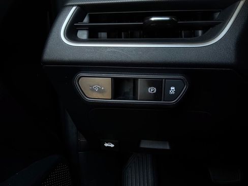 Used 2025 Kia K4 FWD image 21