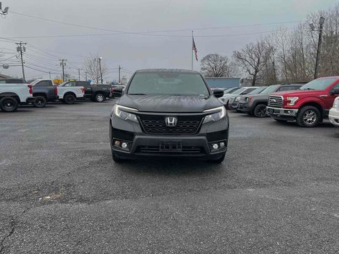 Used 2021 Honda Passport Sport image 3