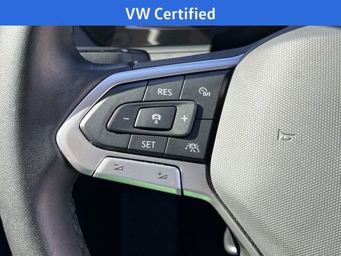 Certified 2024 Volkswagen Jetta SE w/ Panoramic Sunroof Package image 18