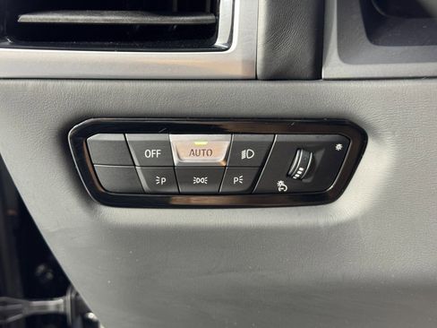 Used 2025 BMW M8 Competition image 17