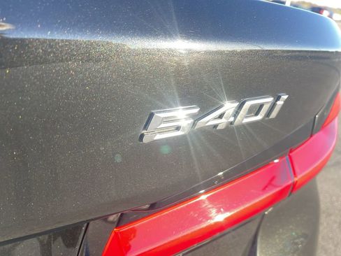 Used 2022 BMW 540i xDrive w/ Convenience Package image 13