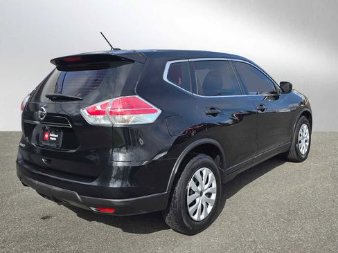 Used 2016 Nissan Rogue S image 3