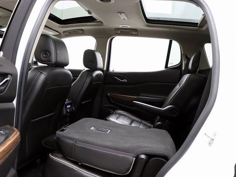 Used 2019 GMC Acadia Denali w/ Technology Package image 13