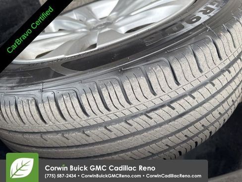 Used 2017 Chrysler 200 Limited Platinum w/ Comfort & Convenience Group image 9