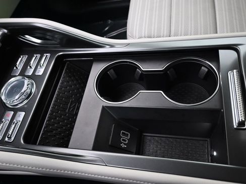 New 2026 Lincoln Nautilus Reserve AWD/4WD image 32