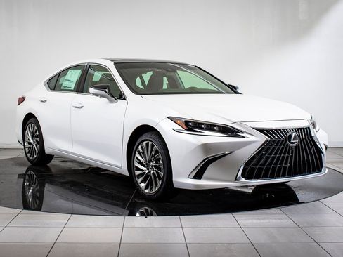 New 2025 Lexus ES 350 Ultra Luxury image 5