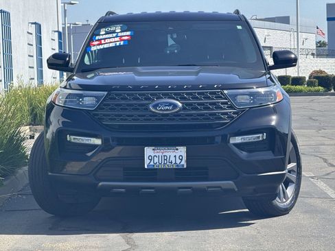 Used 2022 Ford Explorer XLT w/ Equipment Group 202A image 38