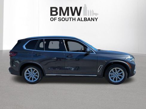 Used 2022 BMW X5 xDrive45e AWD/4WD image 3