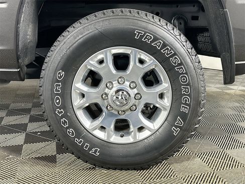 Used 2024 RAM 2500 Laramie image 35