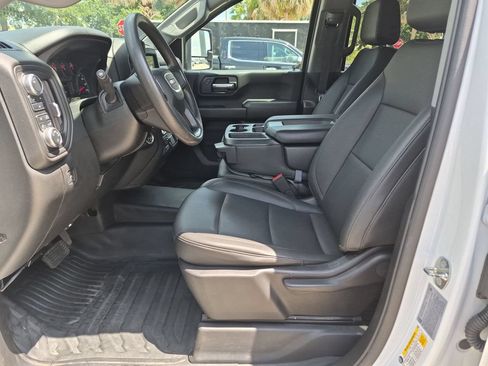 Used 2024 GMC Sierra 3500 Pro w/ Convenience Package AWD/4WD image 18