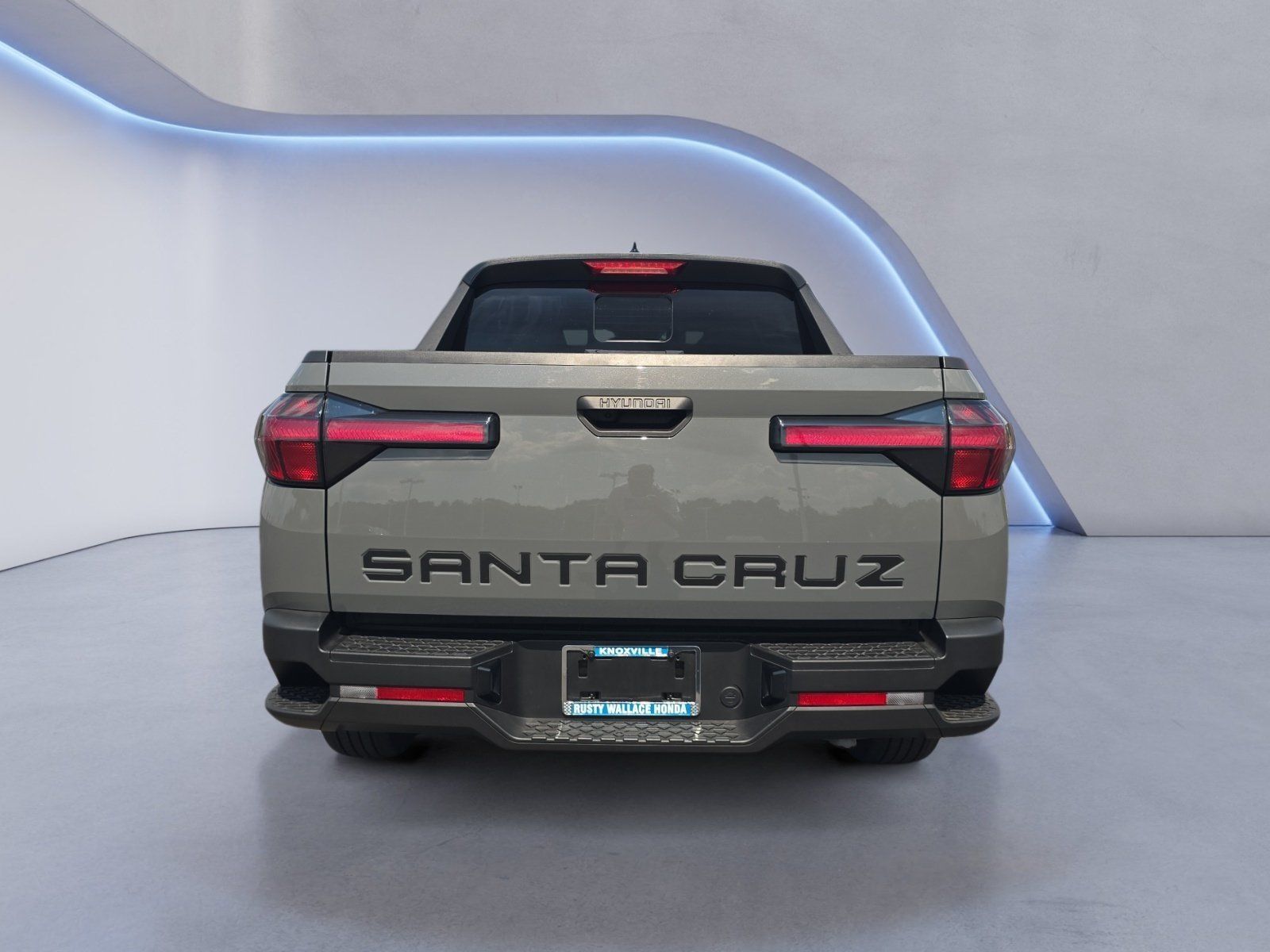 Used 2024 Hyundai Santa Cruz SEL w/ Activity Package FWD image 4